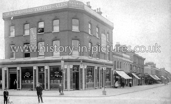 The Railway Bell, George Lane, South Woodford, London. c.1912